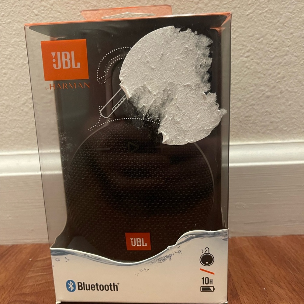 Brand New JBL Clip 3